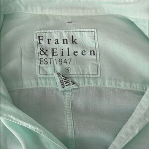 Frank & Eileen Mint Green Button-Up